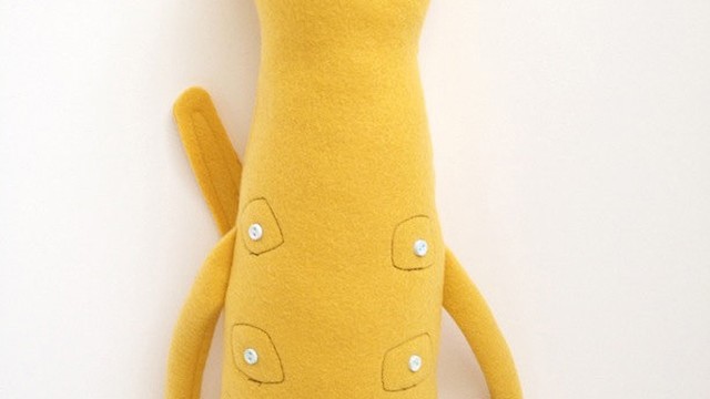 Une peluche de chat pour enfant assez sympa